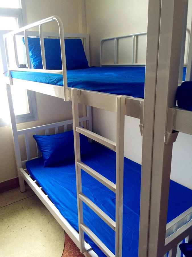 Small Elephant Hostel Bangkok Dış mekan fotoğraf